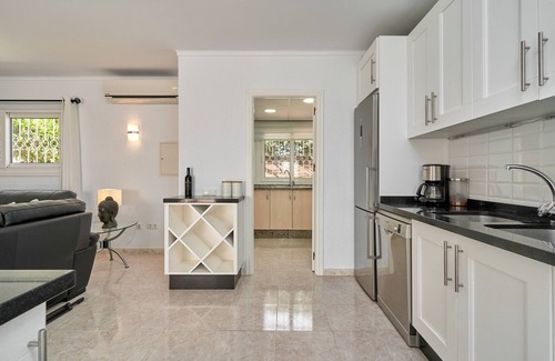 Nerja Villa | Villa "Casa Ambar" con vistas al mar, piscina privada de agua salada y Wi-Fi