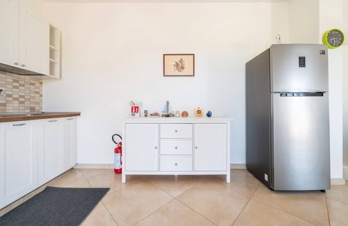 Sant'Anna Arresi Villa | Villa 'Casa Atzori' con terraza privada, jardín privado y aire acondicionado