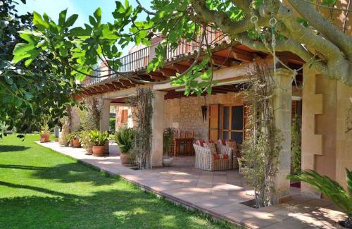 Binissalem Villa | Villa Casa Binissagar II 106 X 4 pax by Mallorca Charme