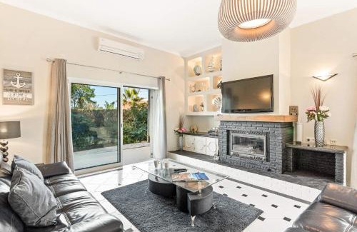 Vilamoura Villa | Villa Casa do Mel by Villa Plus