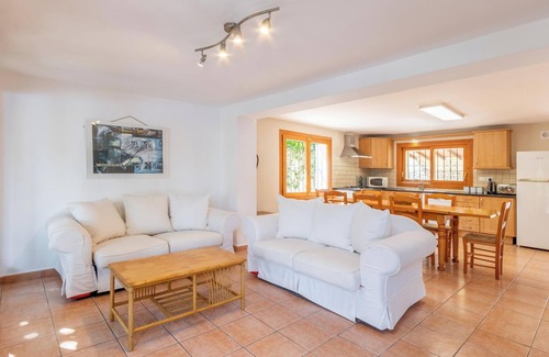 Moravit Villa | Villa "Casa Emilia" con piscina, jardín y Wi-Fi