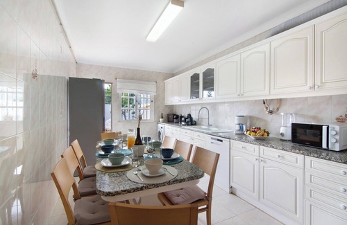 Lagoa e Carvoeiro Villa | Villa 'Casa Judite' con terraza privada, balcón y Wi-Fi