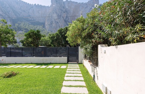 Addaura Villa | Villa "Casa Levante Addaura" con vistas a la montaña, terrazas privadas y Wi-Fi