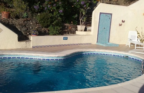 Ventanicas-El Cantal Villa | "Villa Casa Pinosierra" con vistas al mar, piscina, Wi-Fi, jardín y terraza