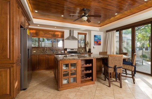 Tamarindo Villa | VILLA CASCADA - Villa frente al mar de lujo ideal para la familia y amigos las vacaciones