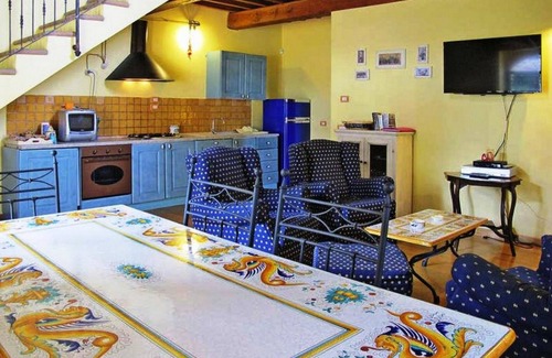 Ramazzano Villa | Villa Casolare - Four Bedroom Villa, Sleeps 8