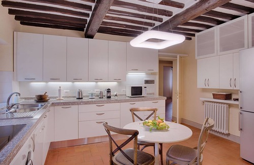 Castellina in Chianti Villa | Villa Castellina located in an organic boutique winery,