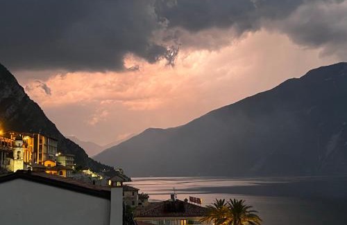 Limone sul Garda Cama Y Desayuno | Villa Castello only room