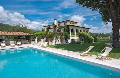 Castiglione della Pescaia Villa | Villa en Ponti Di Badia con 7 habitaciones, capacidad 14