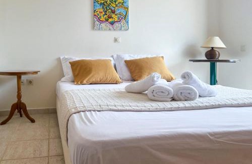 Amarinthos Casa | Villa Cate