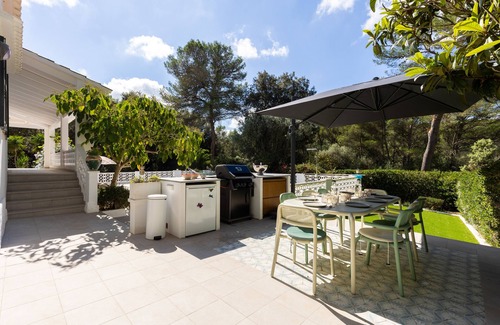 Menorca Villa | Villa Caterina, preciosa villa auténtica en un entorno boscoso.