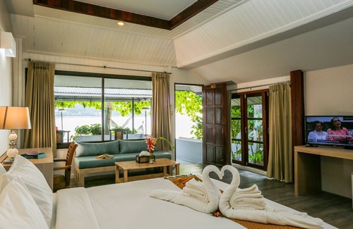 Ko Pha-ngan Hotel | Villa Cha Cha Salad Beach Koh Phangan