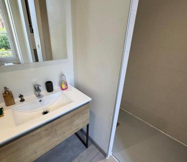 Brive-la-Gaillarde Apartamento | Villa Chadourne - Chambre Accords