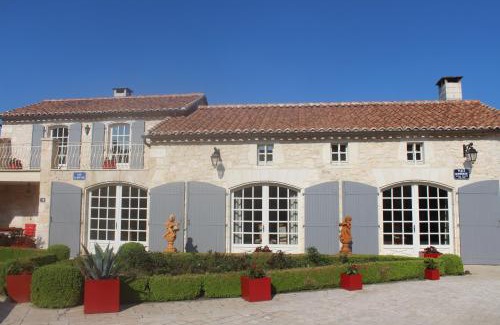 Chazelles Villa | Villa Charentaise avec piscine privée