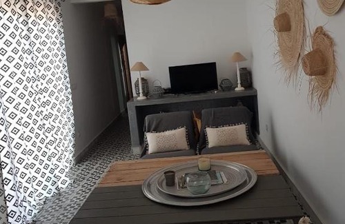 Sidi Abdallah Ghiat Villa | Villa charme du desert
