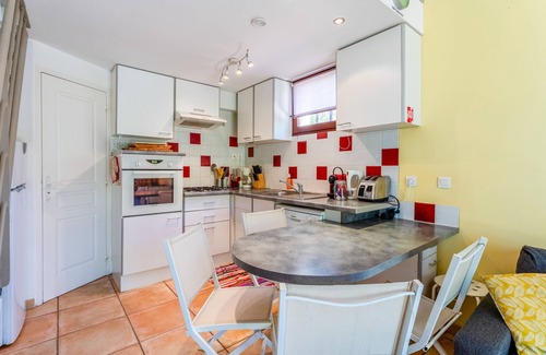Sommieres Villa | Villa 'Chéri' con piscina compartida, Wi-Fi y aire acondicionado
