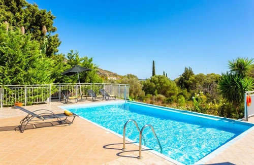 Kateleios Villa | Villa Cherry
