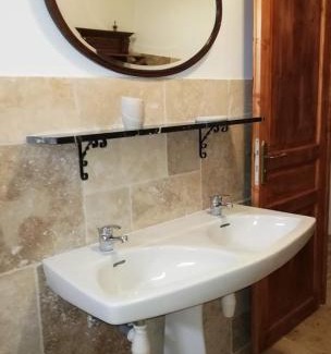 Grospierres Casa | Villa Chez Nous, 8 Pers, Domaine De Ribiere