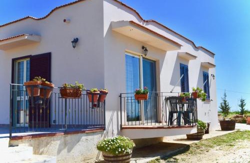 Montallegro Casa | Villa Chiara