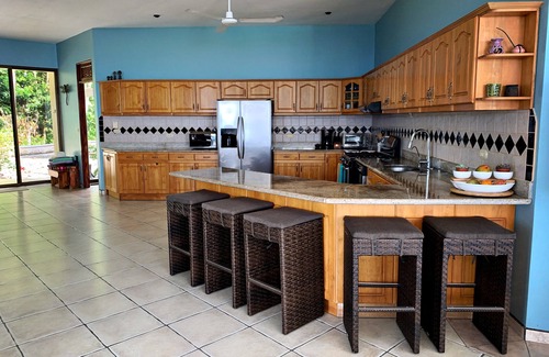 Dominical Villa | Villa ubicada en 258 Acre Private Jungle Reserve con vista al mar