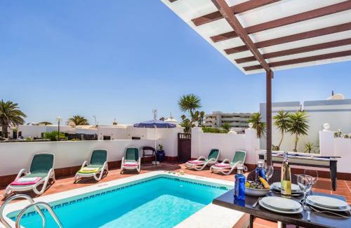 Matagorda Villa | Villa Christine by Villa Plus