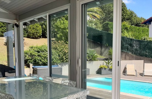 Behobie Villa | Villa Ciboure, 4 dormitorios, 8 personas