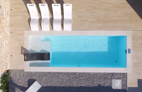 Kraj Villa | Villa Clover - acogedora villa de vacaciones a solo 100 metros de la playa con piscina privada