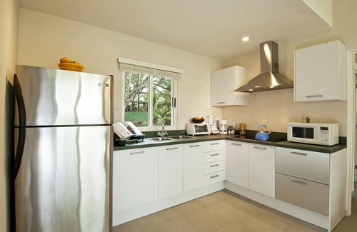 Tamarindo Villa | Villa Coco Bolo: Chic! A 150 metros de la playa, piscina en cascada, wifi gratis!