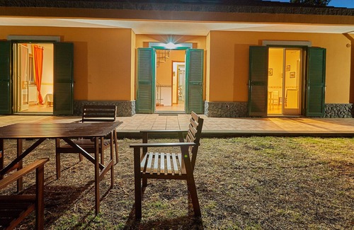 Sant'Alfio Villa | Villa Cocuzzolo - le Case dell'Etna - VILLA CON PISCINA PRIVADA Y JARDÍN