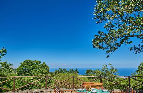 Sant'Alfio Villa | Villa Cocuzzolo - le Case dell'Etna - VILLA CON PISCINA PRIVADA Y JARDÍN