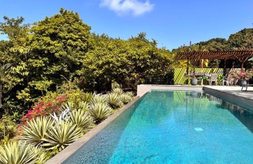 Mon Repos Villa | VILLA COLIBRI