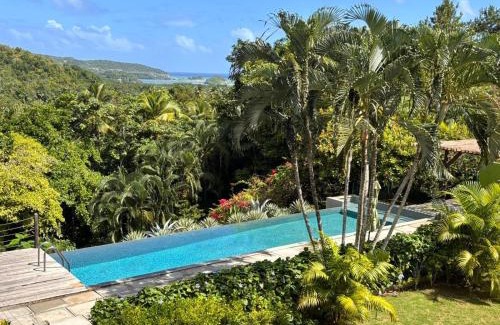 Mon Repos Villa | VILLA COLIBRI