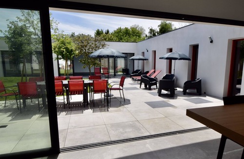 Royan Villa | Villa Comtemporaine Avec Piscine Intérieure ,5 Minutes de la Plage