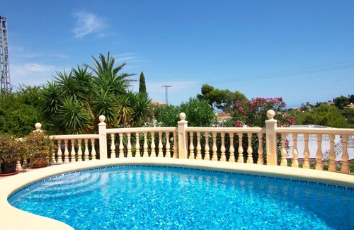 Denia Chalet De Esquí | Villa con 4 dormitorios para 8 personas