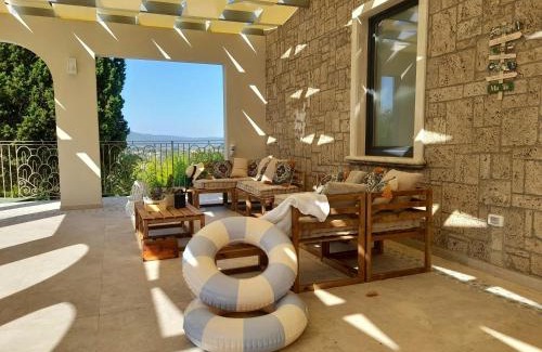 Stroncone Casa | Villa Con Doppia Cucina E Piscina In Umbria
