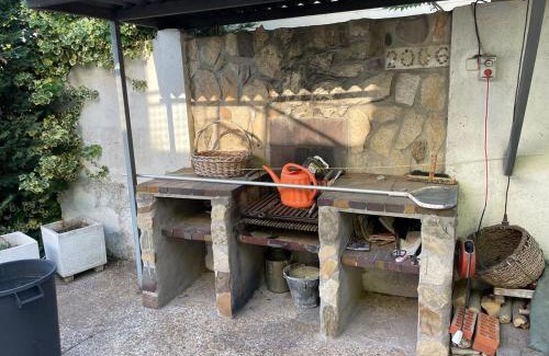 El Barraco Villa | Villa con piscina, jacuzzi y basket junto al lago de El Burguillo