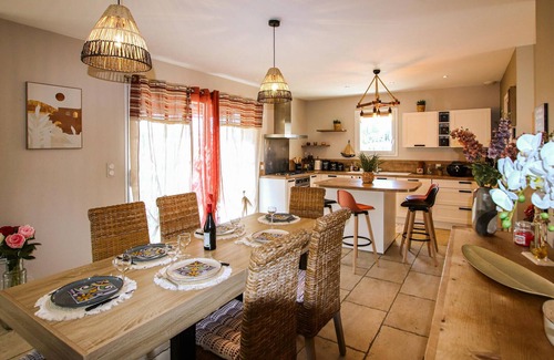 Mormoiron Casa | Villa contemporaine Provençale