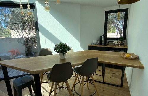 8th Arrondissement Villa | VILLA en la punta roja a 2 pasos del mar.