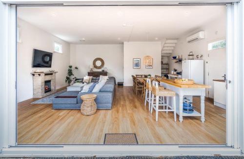 Rye Casa | Villa Conti - Pet Friendly - 300m from the beach