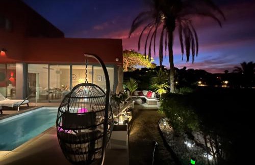 Salobre Villa | VILLA Cooper l HEATED Pool l PVT Garden I GOLF I SEA VIEWS