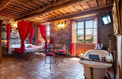 Lucca Historical Center Cama Y Desayuno | Villa Corte Degli Dei