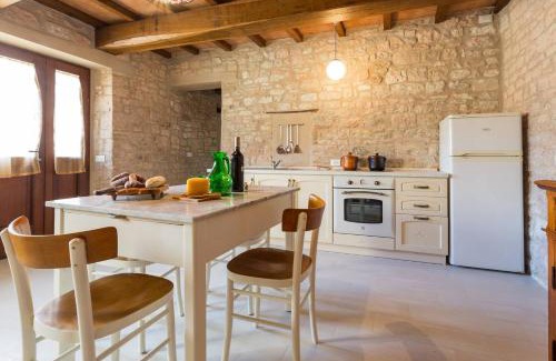 Sigillo Apartamento | Villa Costanzi: Beautiful Rural Apartment!