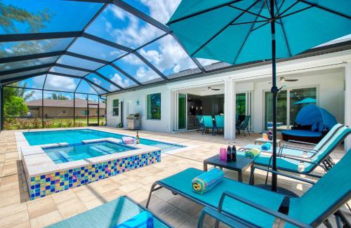 Pelican Villa | VILLA COZY FLAMINGO - 3 BEDS - 2 BATHS - 6 GUESTS - WATERVIEW & POOL/SPA - INCL. 10% OFF BOAT RENTAL