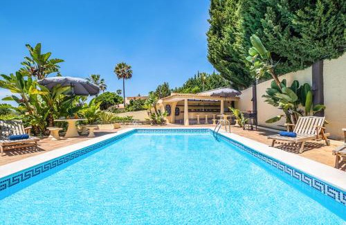 Montechoro Villa | Villa Crisandra by Algarve Vacation