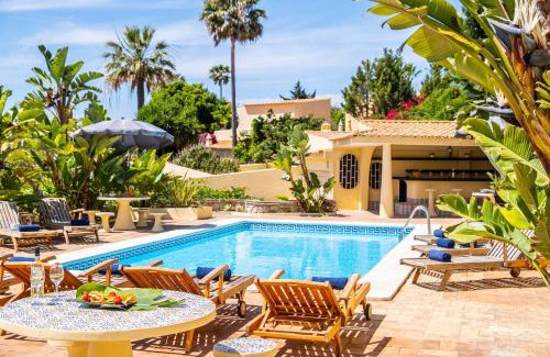 Montechoro Villa | Villa Crisandra by Algarve Vacation