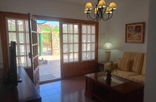 Montecorto Apartamento | Villa Cultural MONTELUCÍA