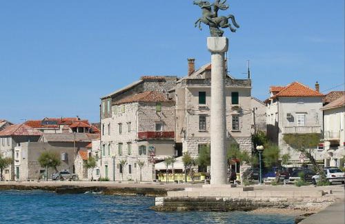 Kastel Stari Apartamento | Villa Curic