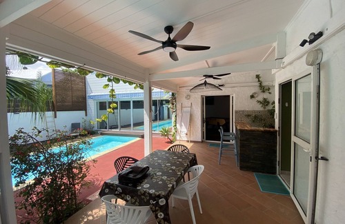 Le Centre Casa | Villa Détente Cosy Lodge Sous les Tropiques un Havre de Paix Élégant et Raffiné