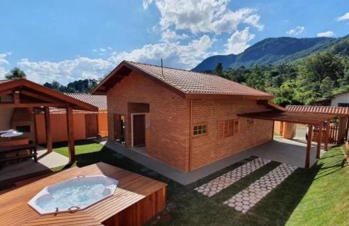 Sao Bento do Sapucai Villa | Villa da Serra - Casa 02