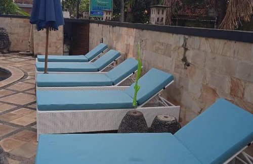 Lovina Apartamento | Villa Damay Dua